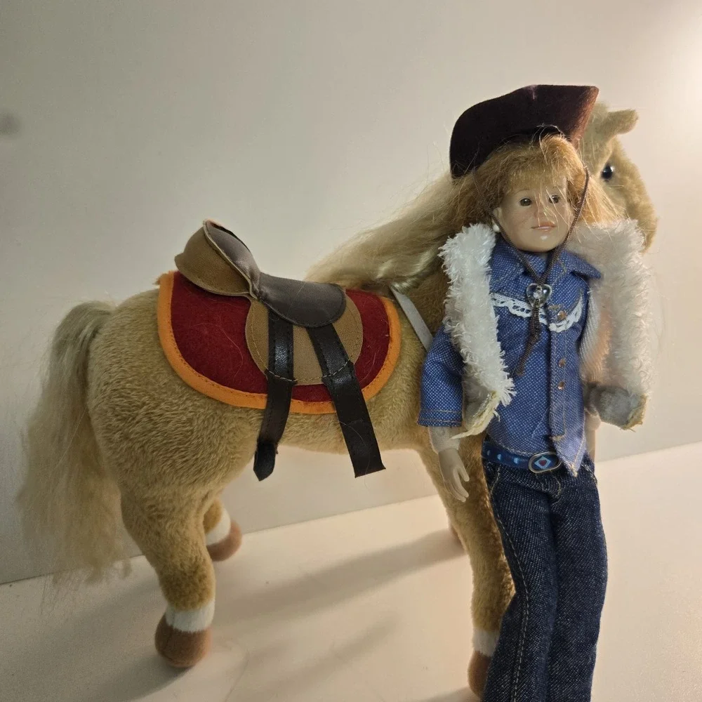 Only Hearts Club‎ Karina Doll And Horse Original Pet Tan White w/ Accessories